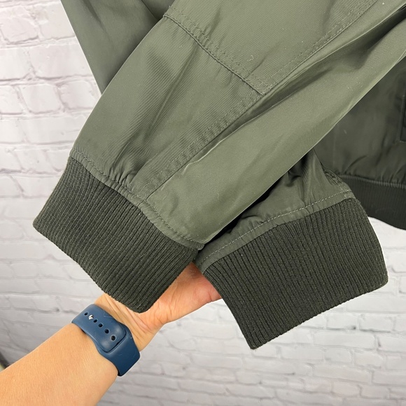 |•TOMMY HILFIGER•| Dark Green Bomber/Military Style Jacket Size XL - Picture 11 of 16